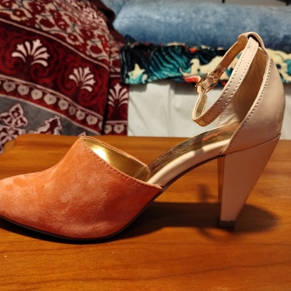 Seychelles pink & tan heels - Picture 8 of 10